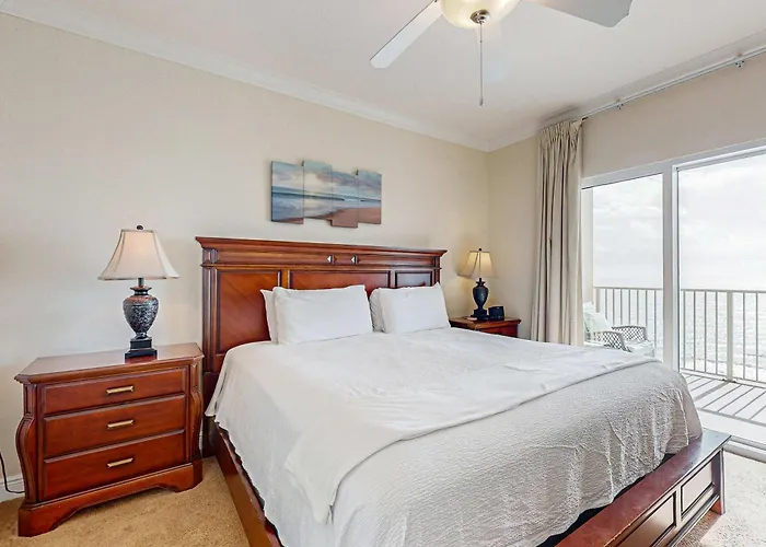 Crystal Shores West 607
